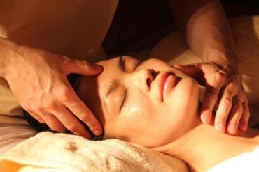 ¿Cuánto tiempo debe durar un masaje facial?