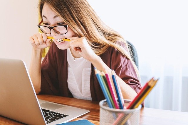 Masaje para estudiantes en época de exámenes: enfoque y relajación